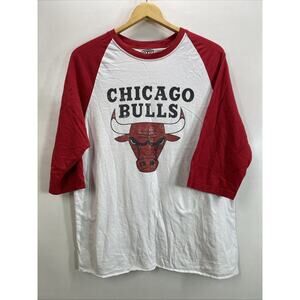 Chicago Bulls Mid Sleeve Baseball Style Jersey T-Shirt Men’s Large 44" Chest
